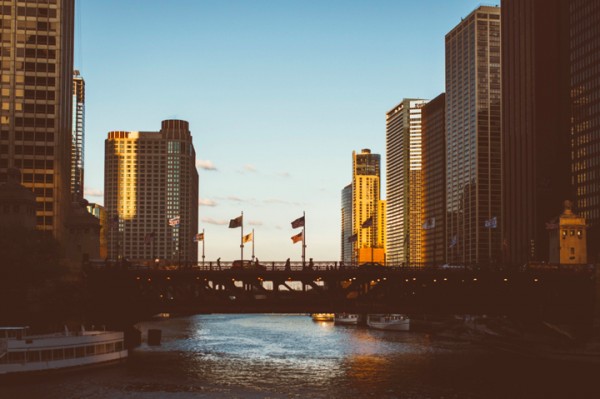 death_to_stock_photo_chicago_vhbvhb